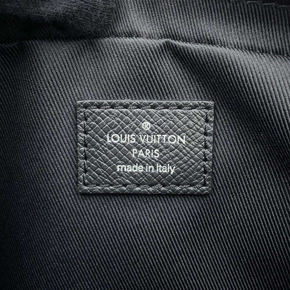 LOUIS VUITTON Black Monogram Fanny Pack - Picture 13 of 13